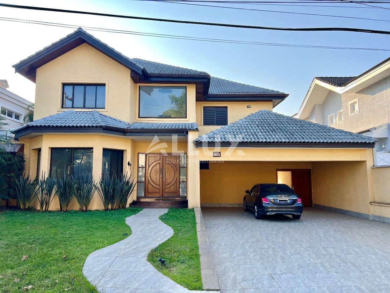 Casa à venda por R$ 3.950.000,00 em Tamboré, Santana de Parnaíba SP