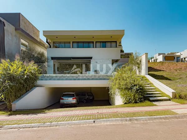 Casa à venda por R$ 3.950.000,00 em Tamboré, Santana de Parnaíba SP