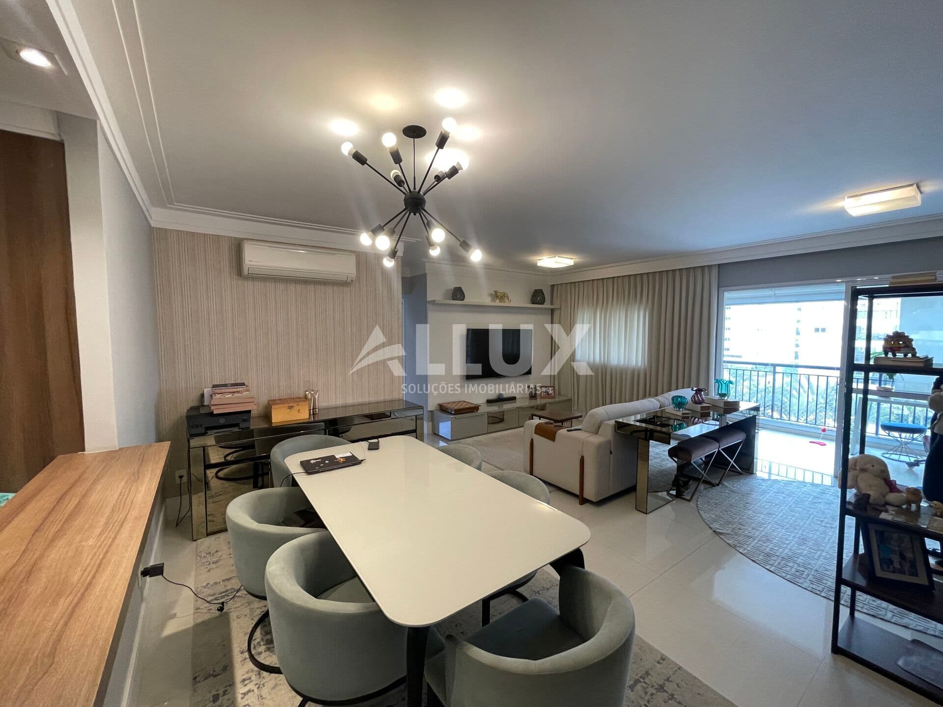 Apartamento à venda por R$ 1.550.000,00 no Condomínio Alphavita – Alphaville, Santana de Parnaíba SP