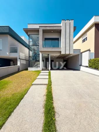 Casa à venda por R$ 1.600.000,00 no Condomínio New Ville – Alphaville, Santana de Parnaíba SP