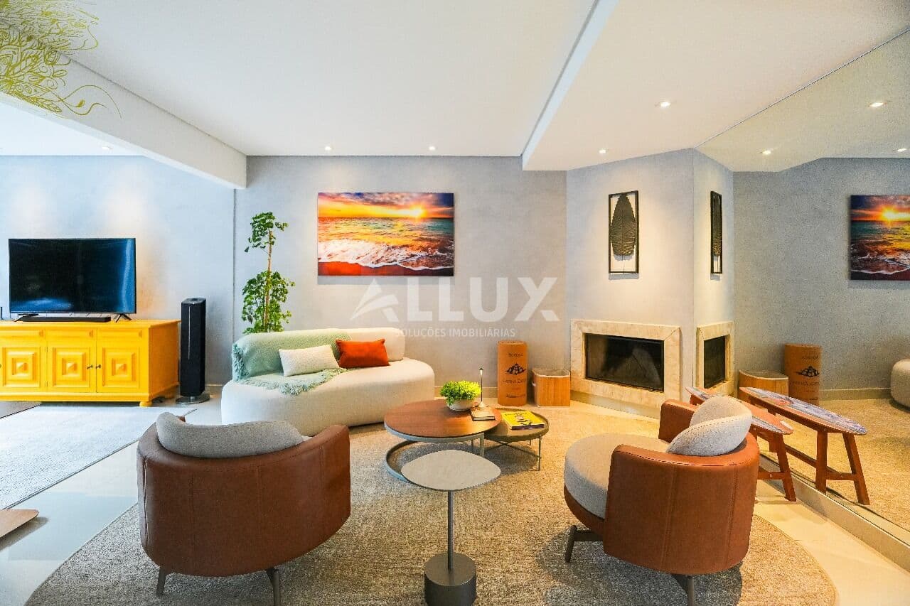Casa à venda por R$ 2.300.000,00 no Condomínio Tamboré 04 – Alphaville, Santana de Parnaíba SP