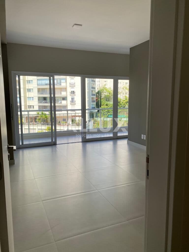 Apartamento para locação por R$ 4.483,91 no Condomínio Trix Tamboré, Alphaville