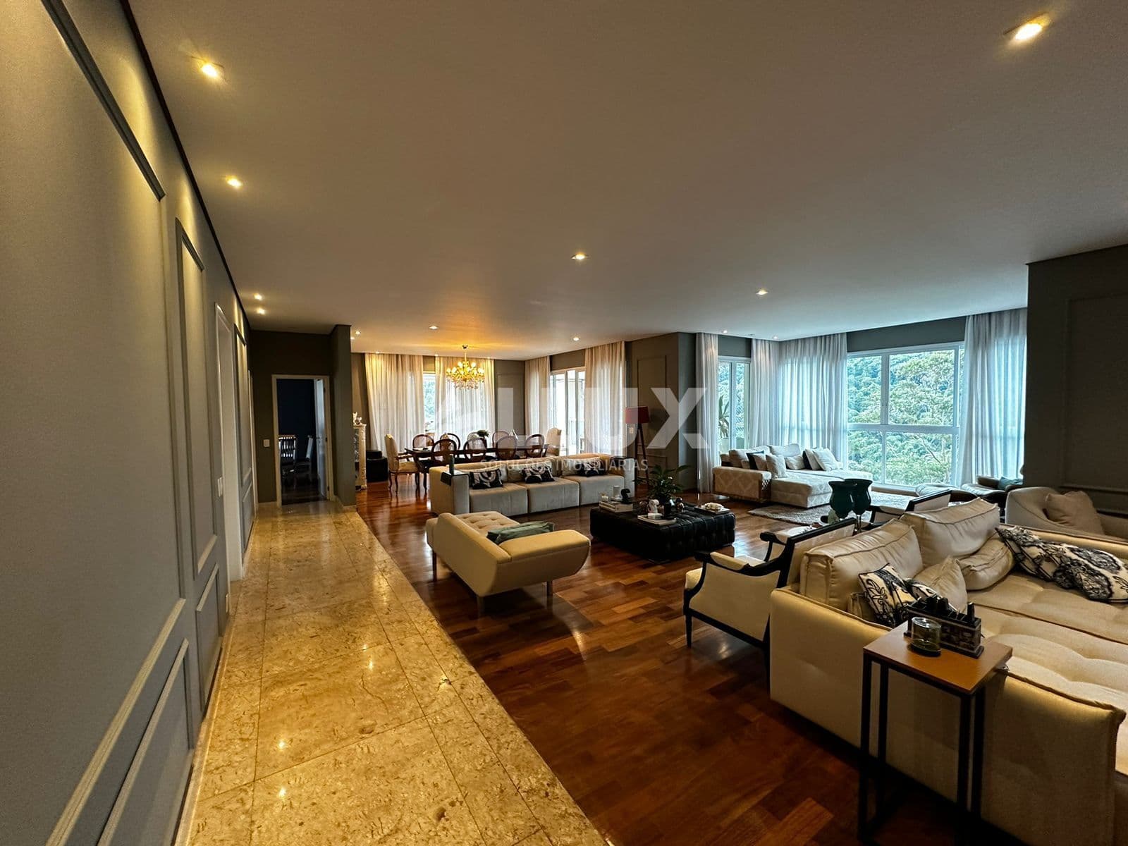 Apartamento à venda por R$ 3.800.000,00 no Condomínio Penthouse – Alphaville, Santana de Parnaíba SP