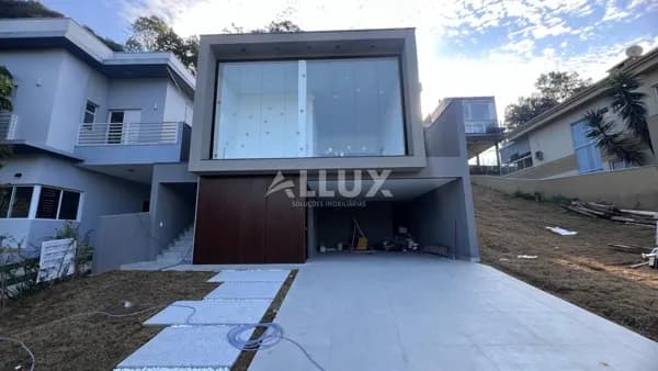 Casa à venda por R$ 1.600.000 no Condomínio Morada da Aldeia – Santana de Parnaíba, SP