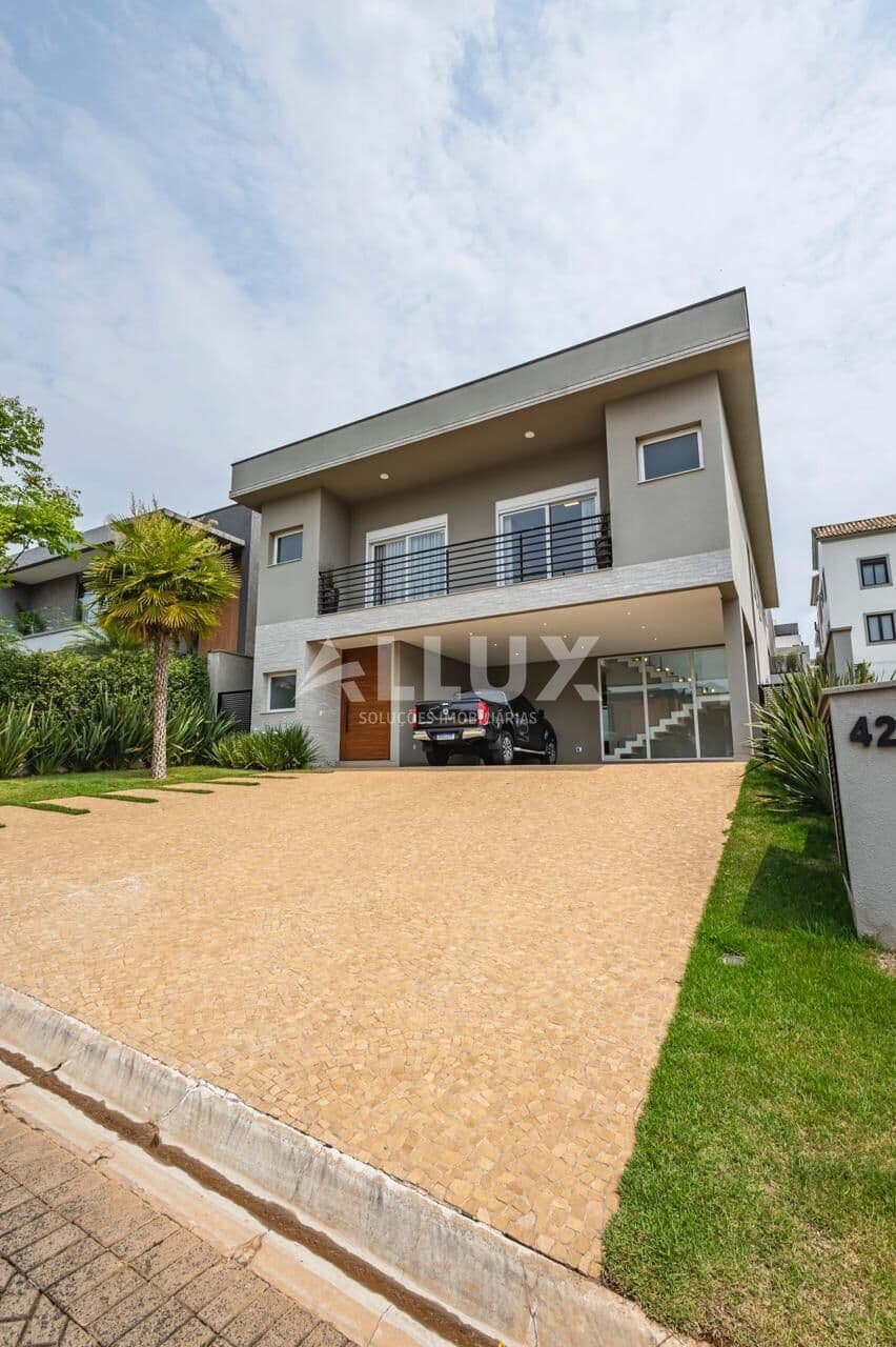 Casa à venda por R$ 6.900.000,00 em Tamboré, Santana de Parnaíba SP