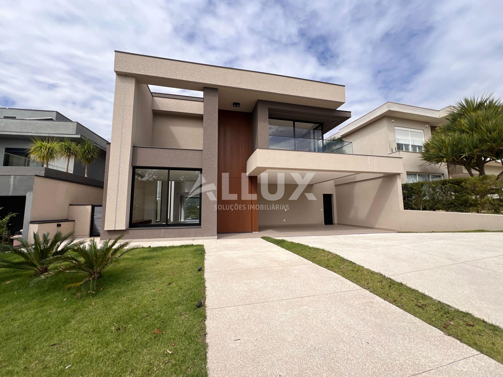 Casa à venda por R$ 6.500.000,00 no Gênesis 2 em Alphaville, Santana de Parnaíba SP