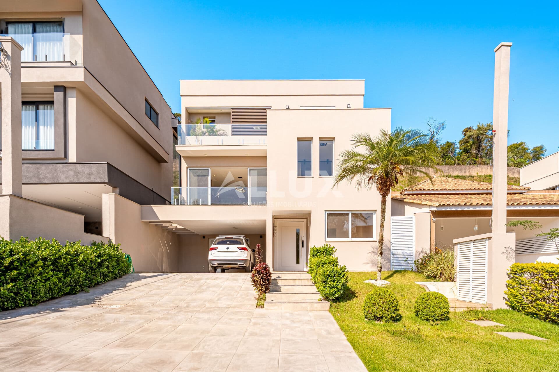 Casa à venda por R$ 2.500.000,00 no Condomínio Valville 01 – Alphaville, Santana de Parnaíba SP