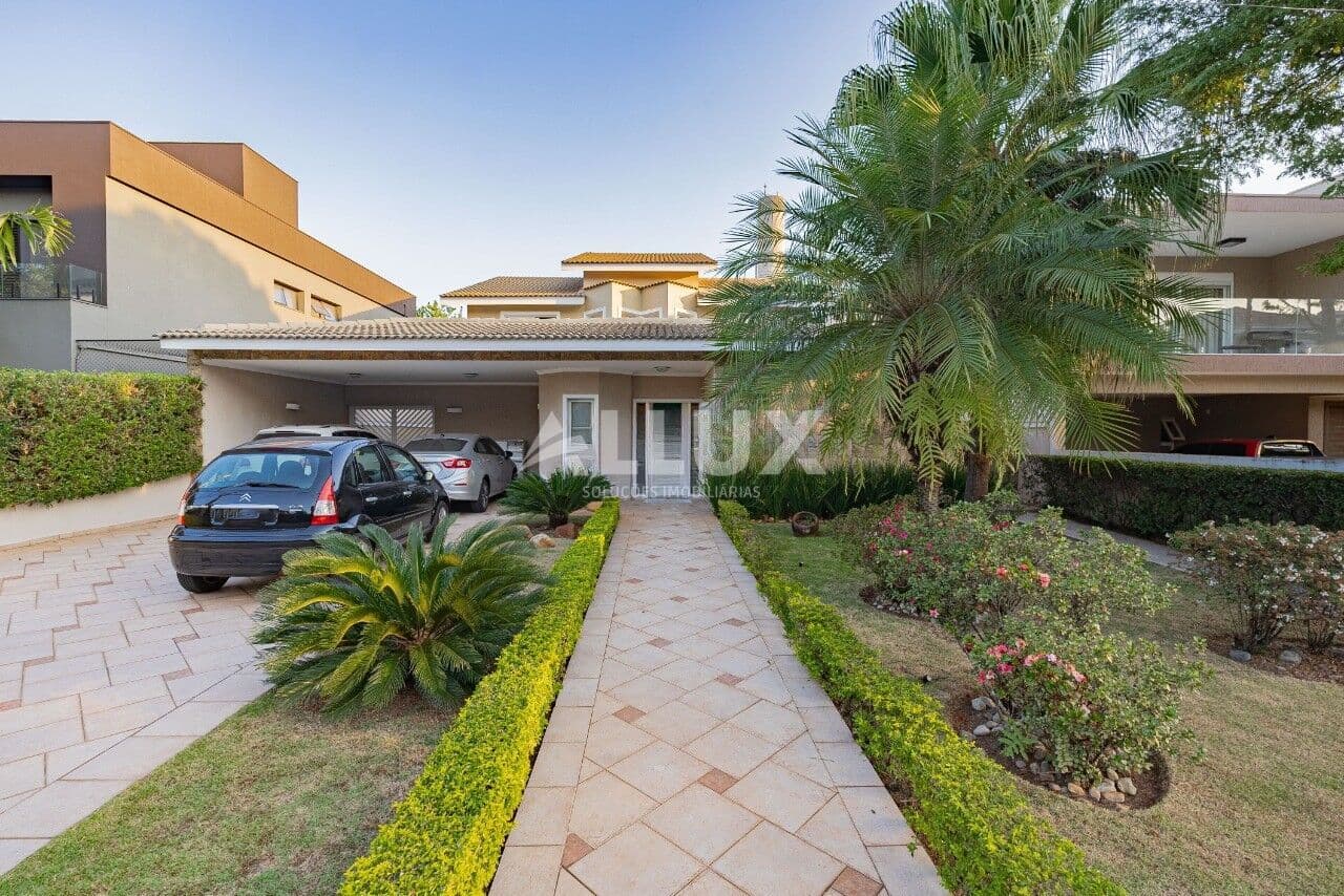 Casa à venda por R$ 4.000.000,00 em Alphaville, Barueri SP