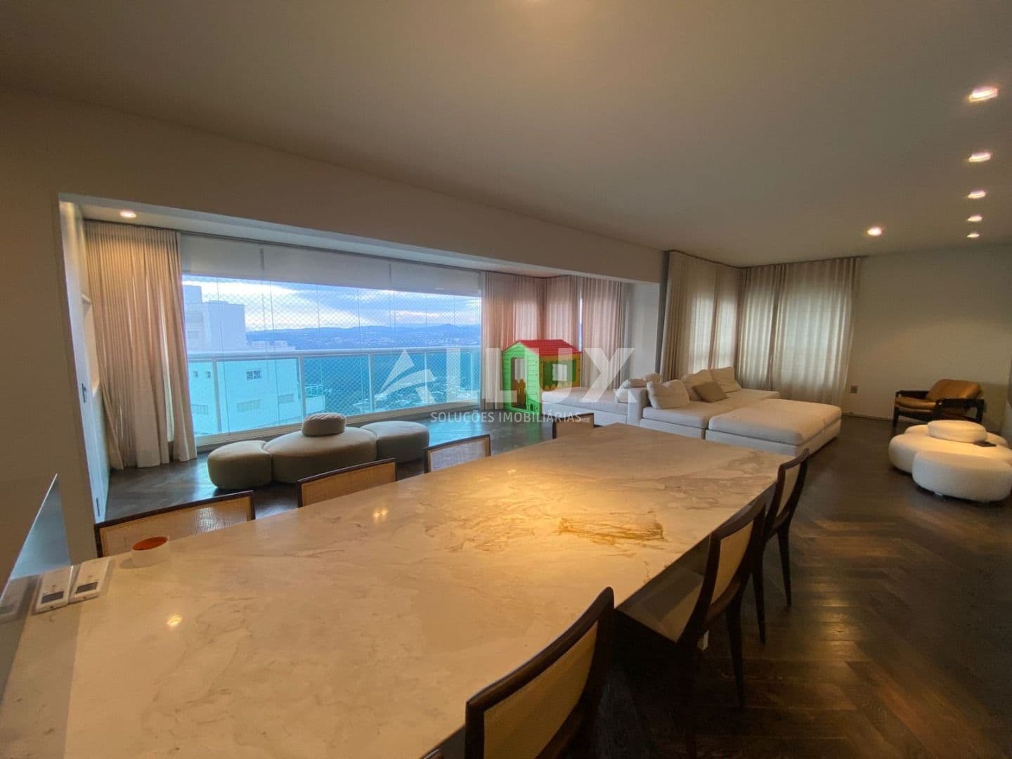 Apartamento para locação por R$ 22.500,00 no Condomínio The Garden Gramercy Park – Alphaville, Barueri SP