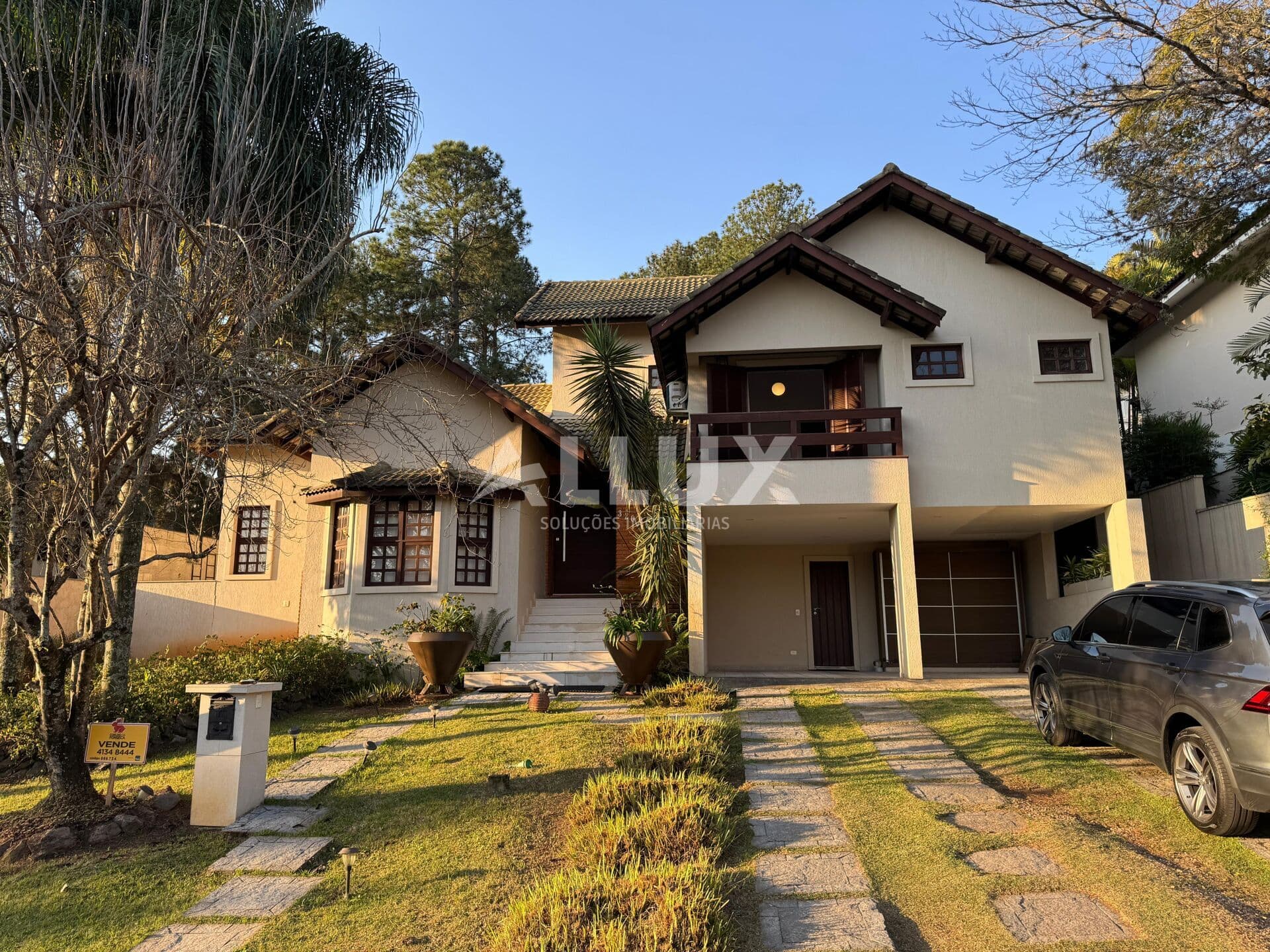 Casa à venda por R$ 3.800.000 no Condomínio Alphaville 10 – Santana de Parnaíba, Alphaville SP