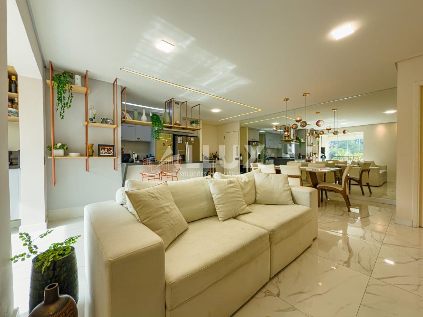 Apartamento à venda por R$ 1.383.000,00 no Condomínio Alphavita – Alphaville, Santana de Parnaíba SP