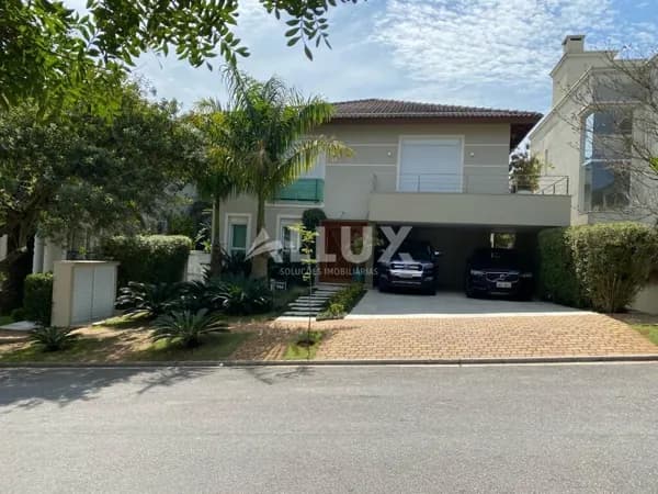 Casa à venda por R$ 3.700.000,00 em Alphaville, Santana de Parnaíba SP