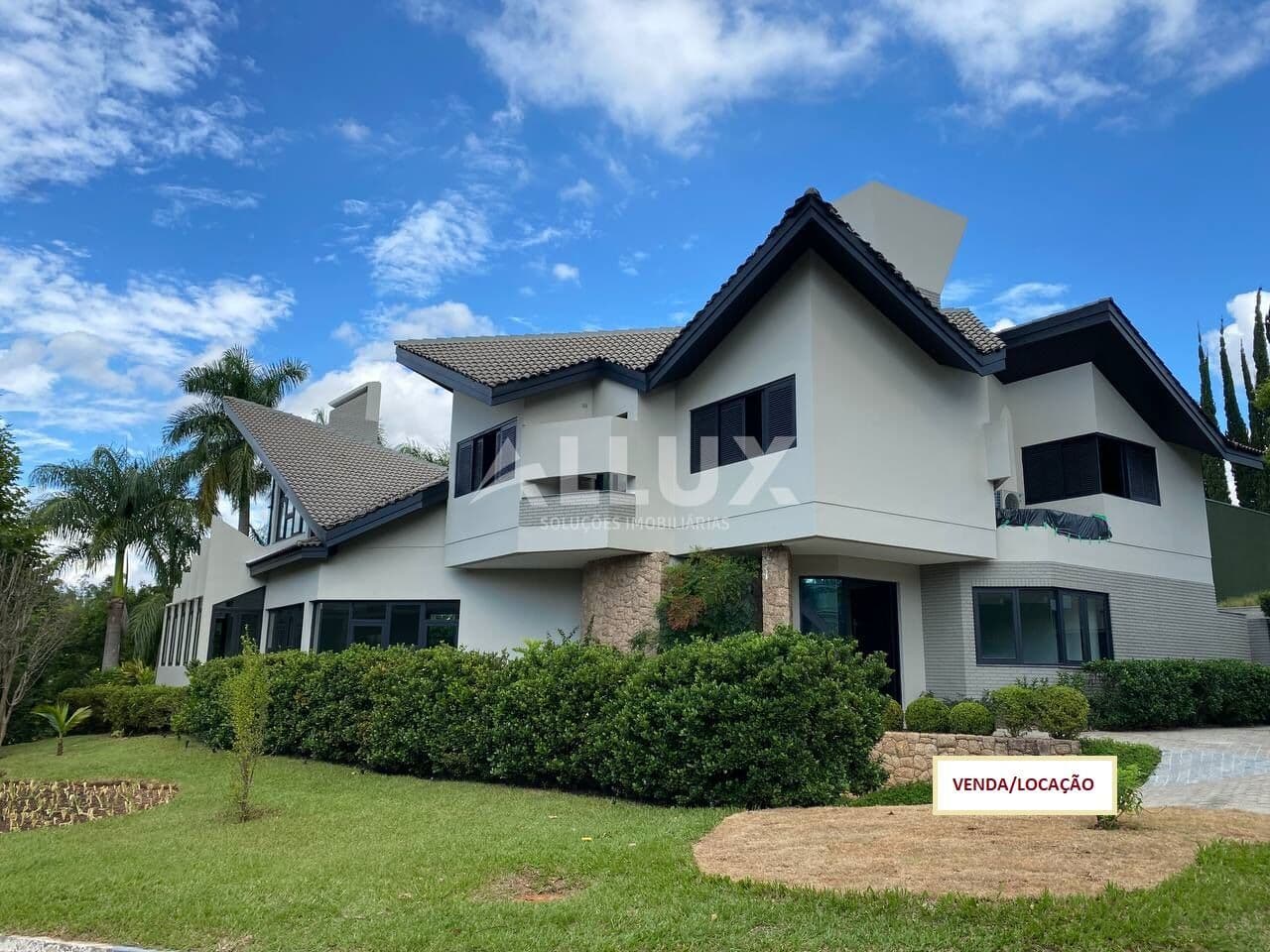 Casa à venda por R$ 16.000.000,00 no Tamboré 02 em Alphaville, Santana de Parnaíba- SP