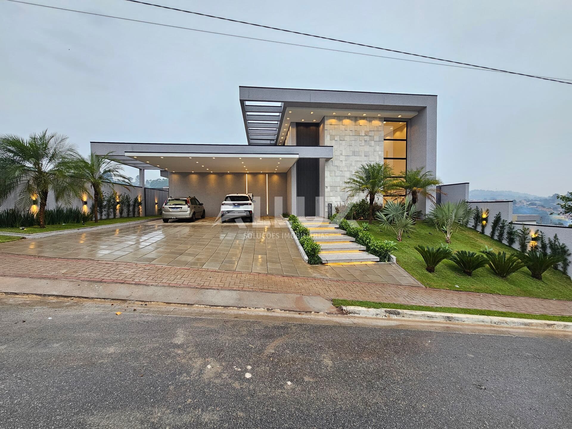 Casa à venda por R$2.912.000,00 no Vilas do Jaguari, Santana de Parnaíba/SP