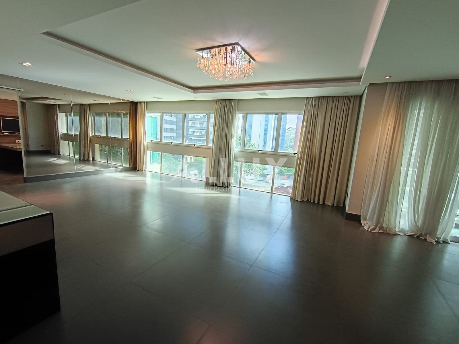 Apartamento à venda por R$ 3.400.000,00 no Condomínio Edifício Vogue – Alphaville, Barueri SP