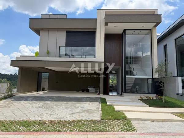 Casa à venda por R$ 5.600.000,00 no Condomínio Residencial Itahyê – Alphaville, Santana de Parnaíba SP