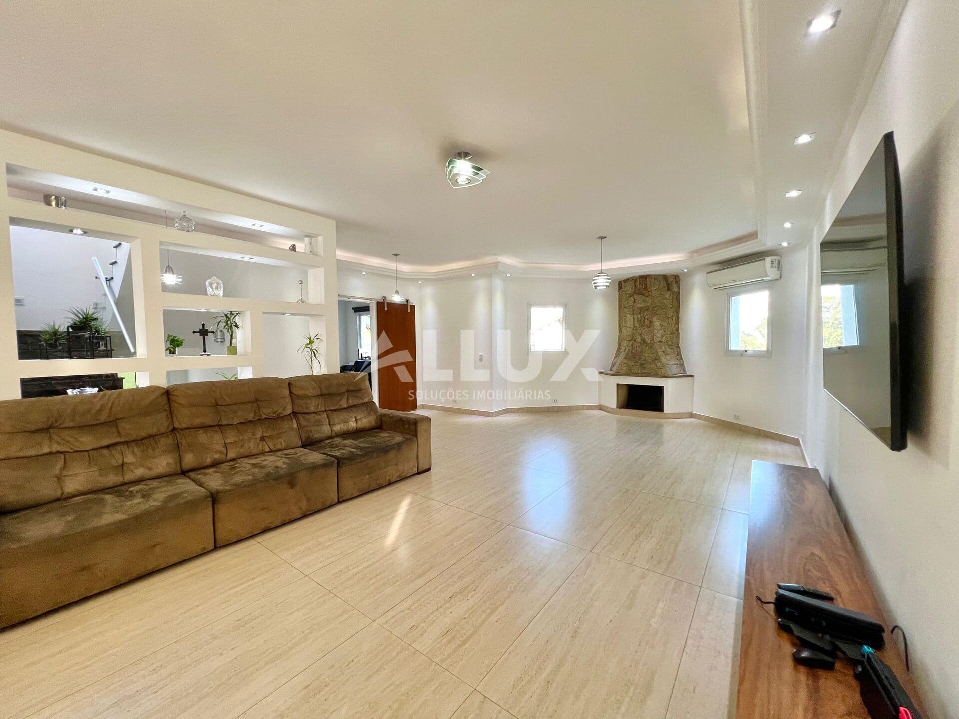 Casa à Venda R$ 3.200.000 | Alphaville 3 | Barueri - SP