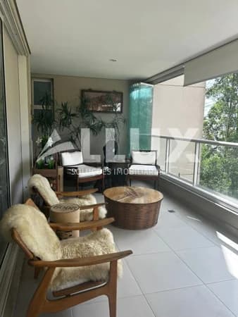 Apartamento à venda por R$ 3.100.000,00 em Alphaville, Santana de Parnaíba SP