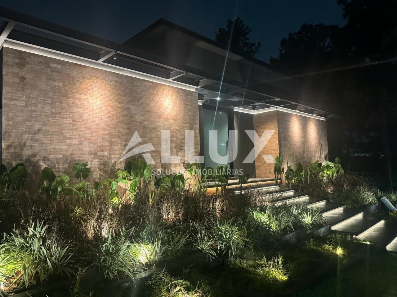 Casa à venda por R$ 18.000.000,00 em Alphaville, Barueri SP