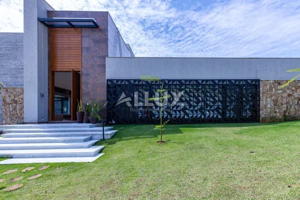 Casa para Locação por R$ 70.000,00 no Condomínio Gênesis 2 – Santana de Parnaíba, SP