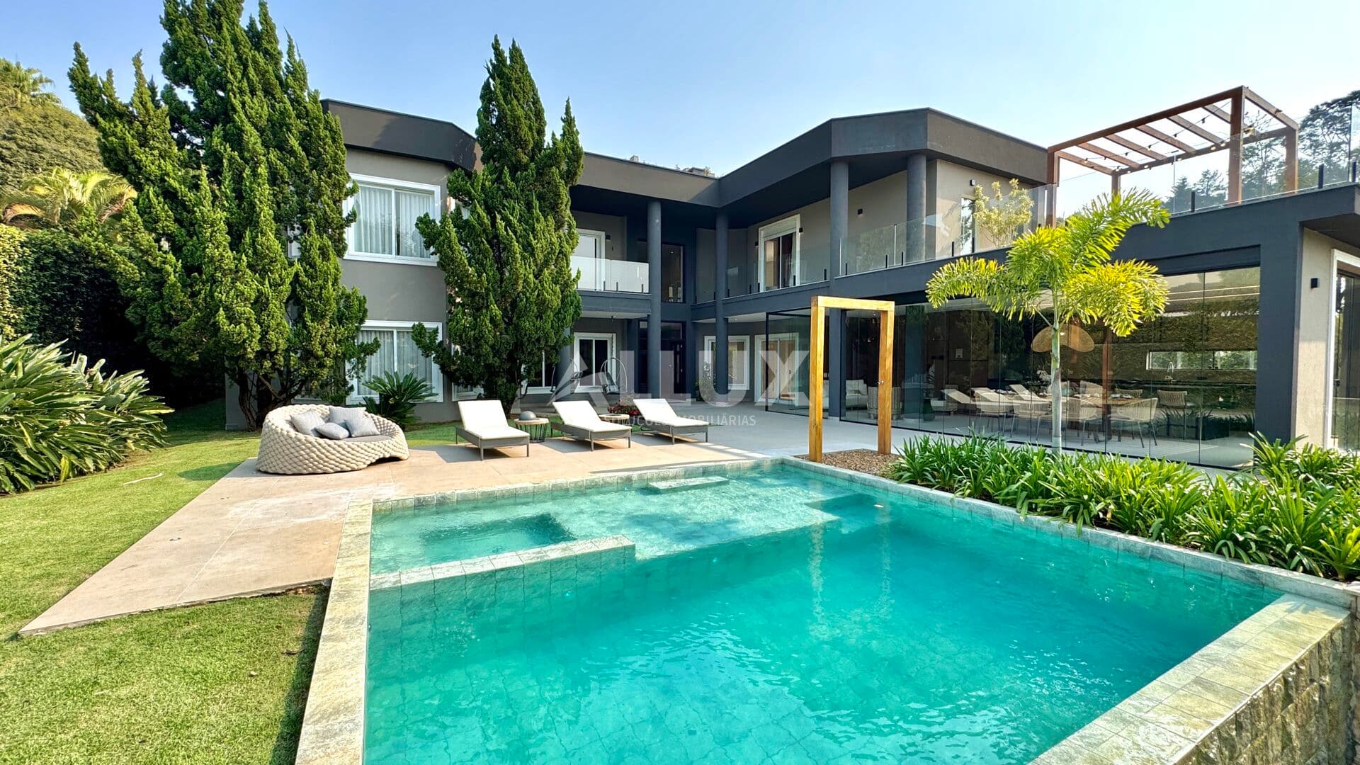 Casa à venda por R$ 17.900.000,00 em Tamboré, Barueri SP