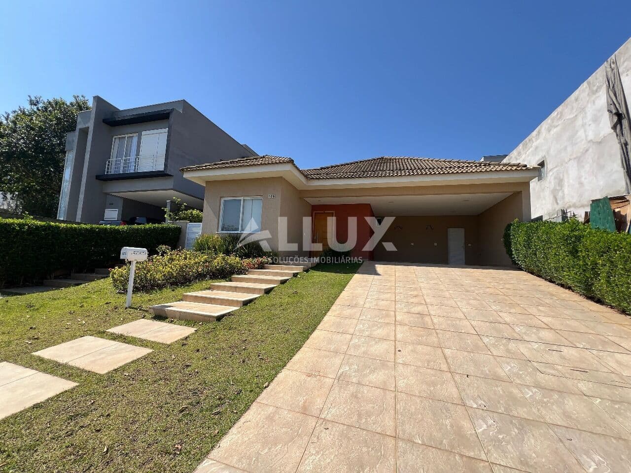 Casa à venda por R$ 2.950.000,00 em Alphaville, Santana de Parnaíba SP