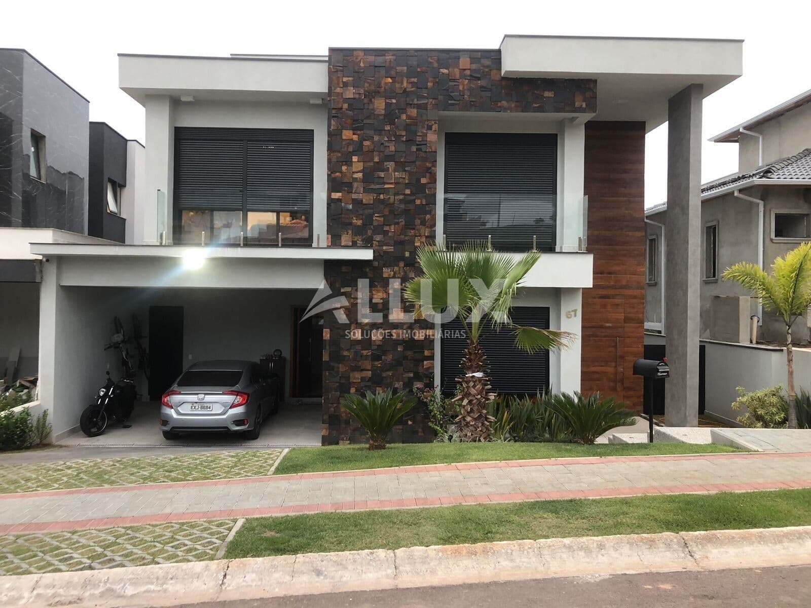 Casa à venda por R$ 4.800.000,00 no Condomínio Ithayê – Tamboré, Alphaville SP