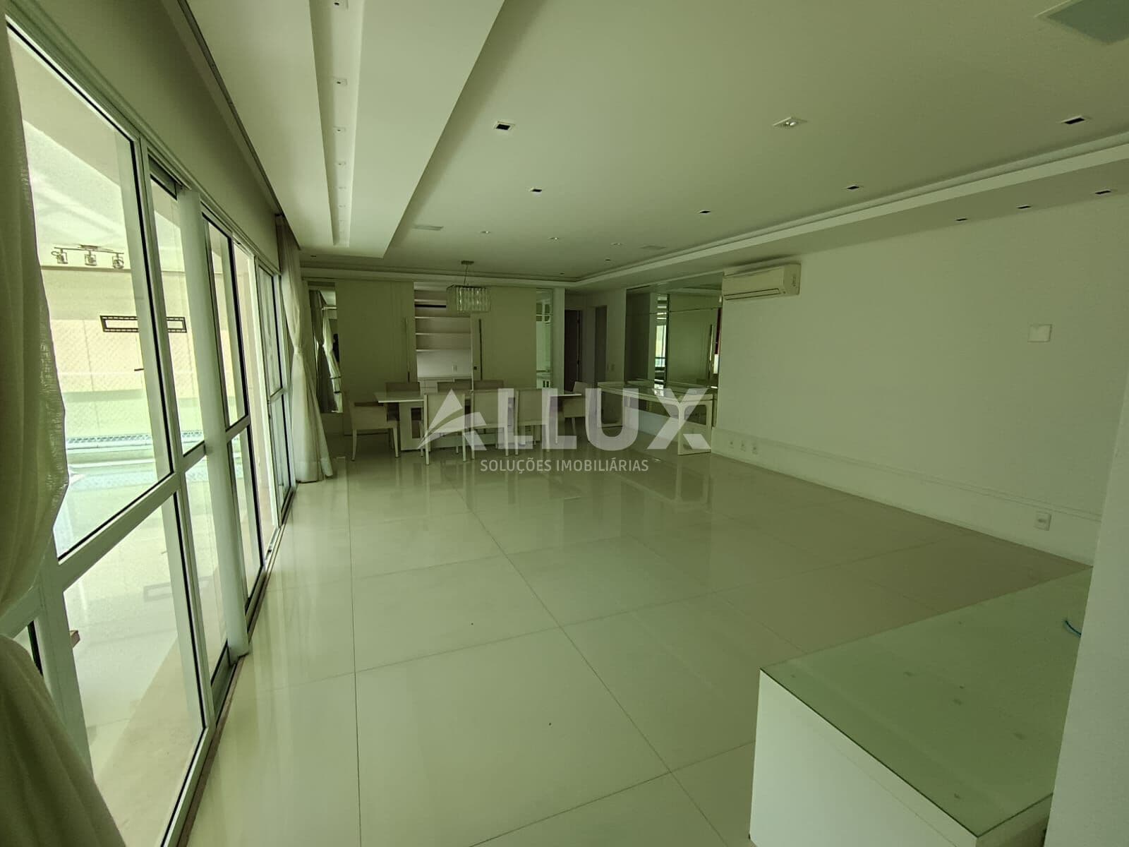Apartamento para locação por R$ 15.300,00 no Condomínio Edifício Essência – Alphaville, Barueri SP
