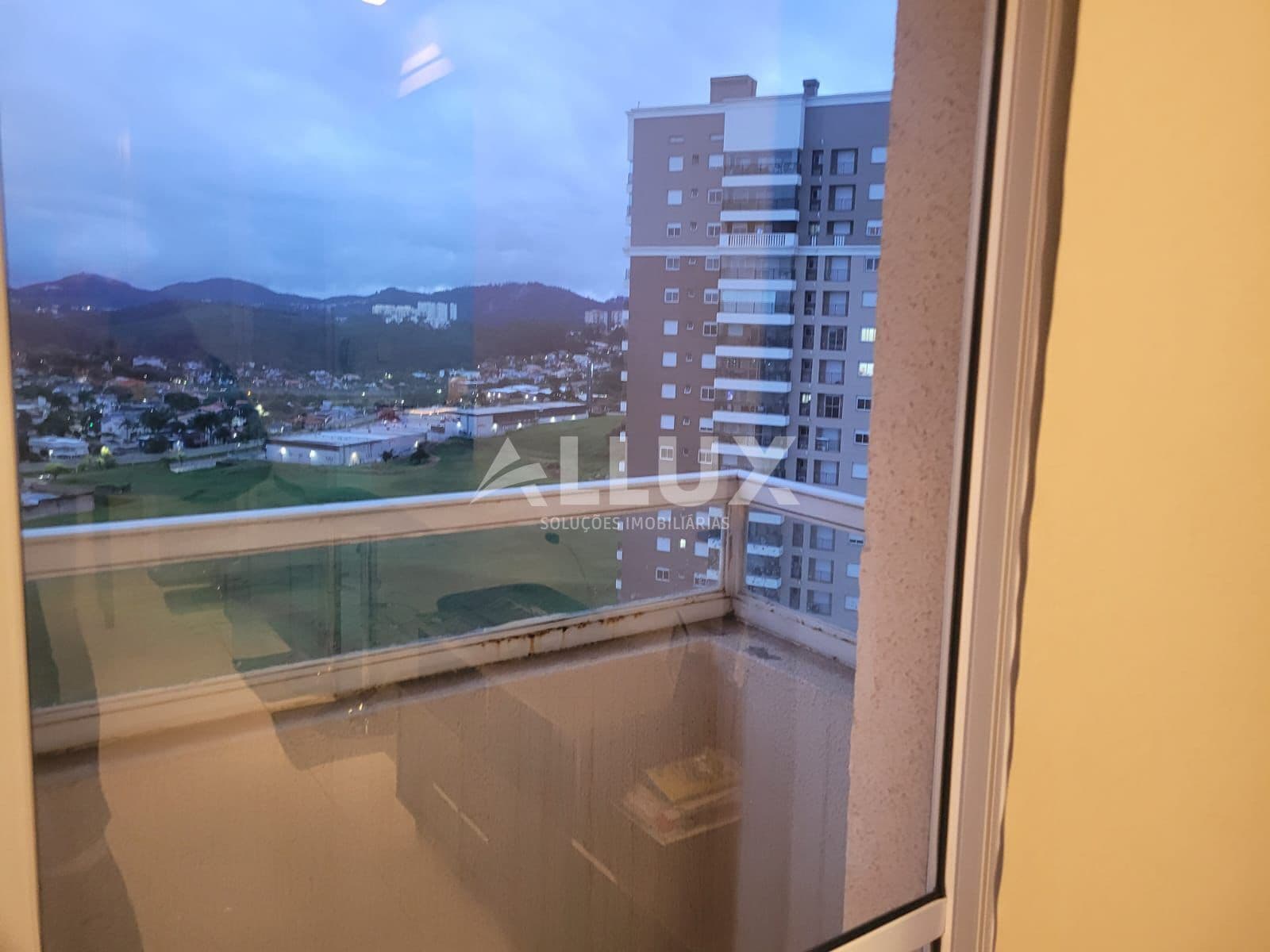 Apartamento à venda por R$ 800.000,00 no Edifício Fatto – Tamboré, Barueri SP