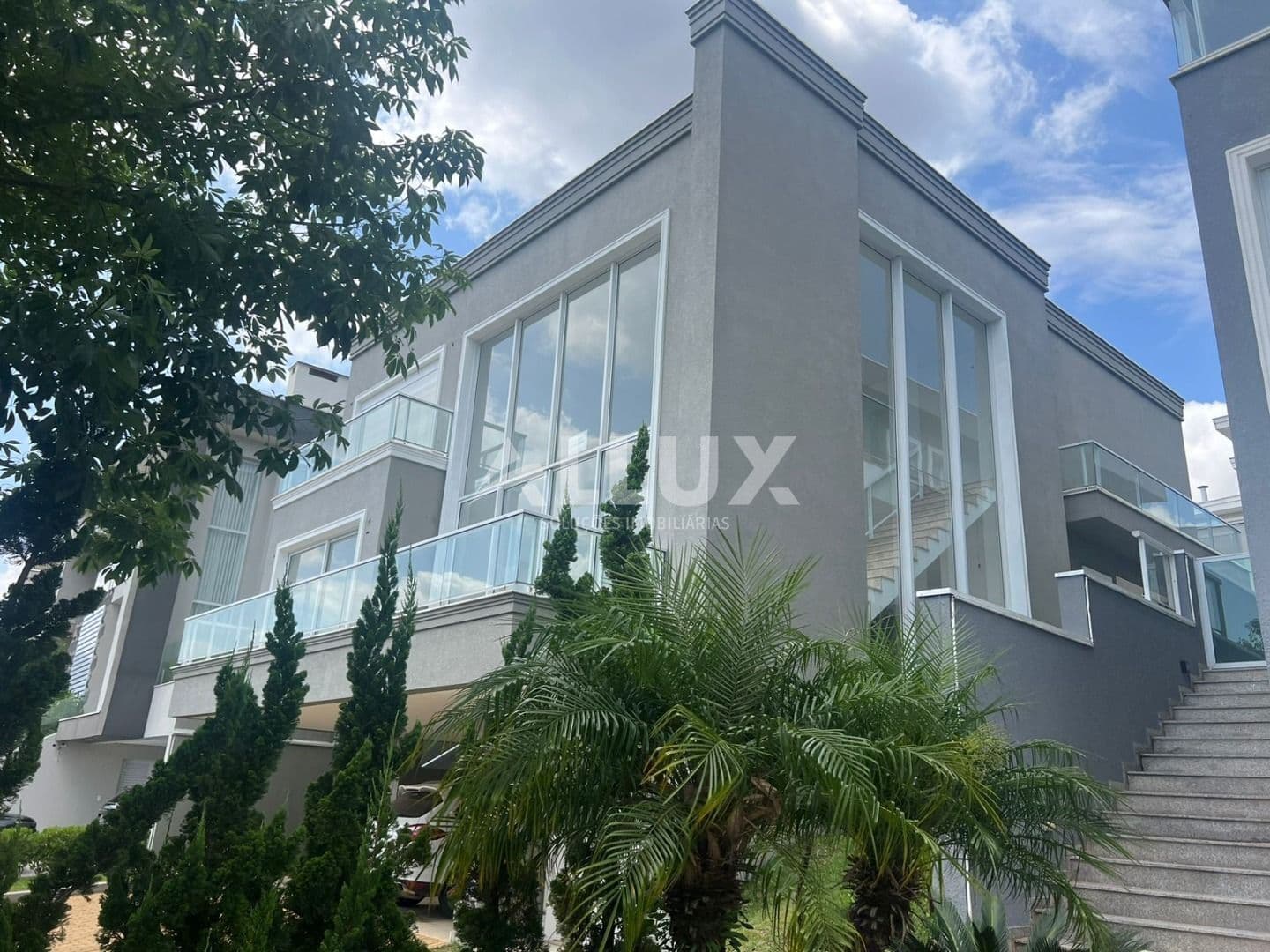 Casa à venda por R$4.515.000,00 no residencial Burle Max em Alphaville Santana de Parnaíba SP