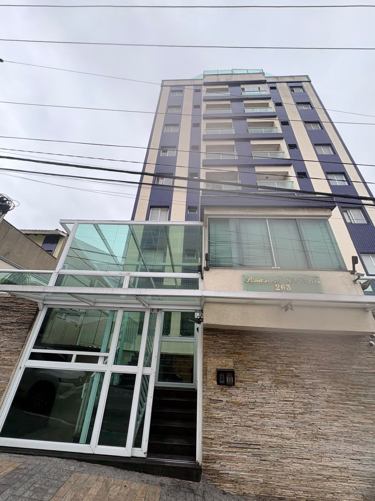 Apartamento Padrão com 74 m² 2 dor sendo 1 Suite e 2 vagas SCS