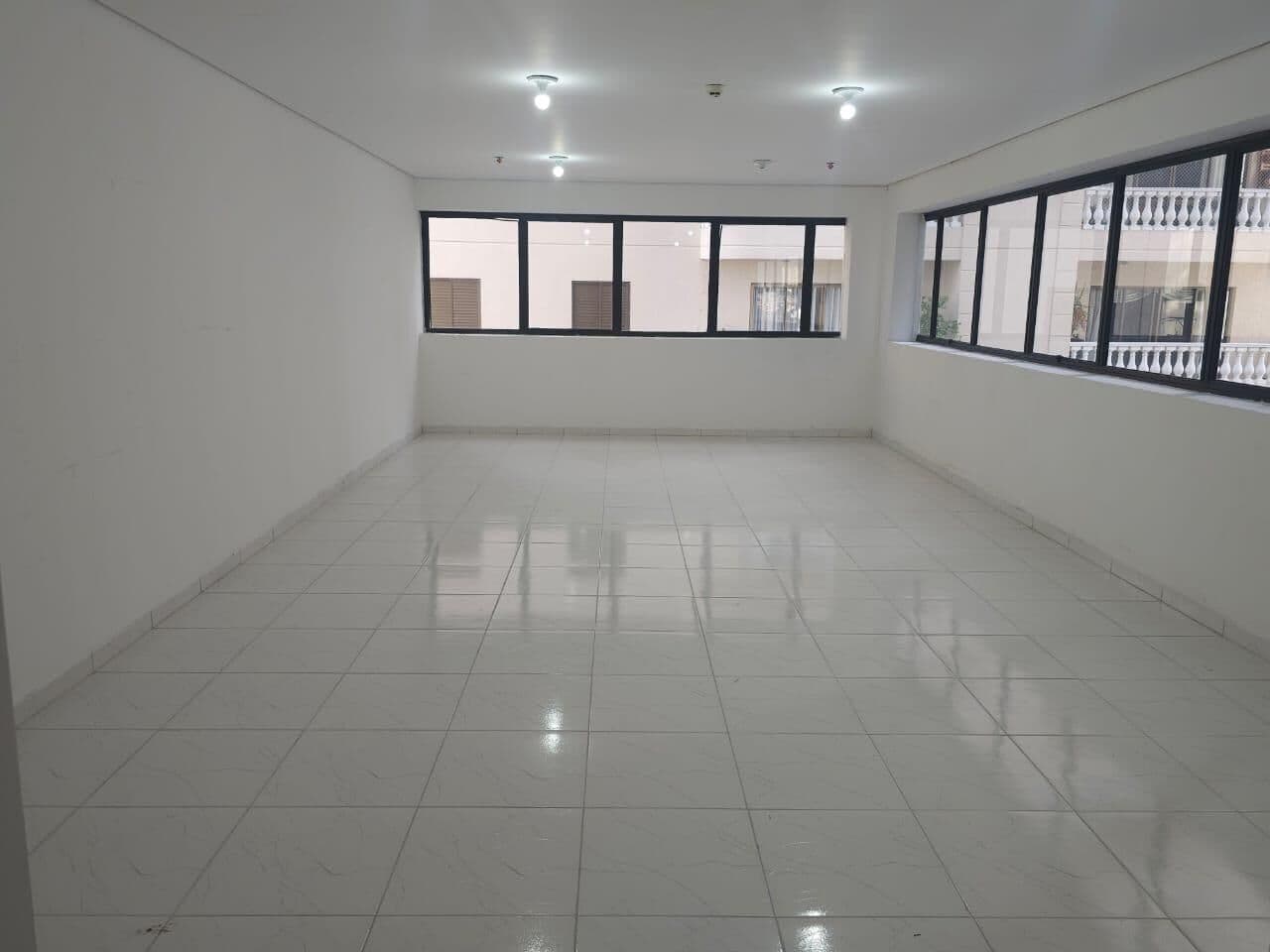 Sala comercial Padrão The Office Brokfield 50 m2 com1 vaga av roberto simonsen