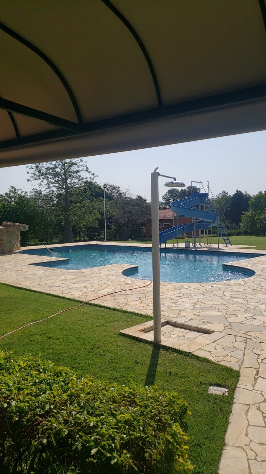 Sítio com 24 mil m² em Itu - Casa com piscina, quadras e bem localizado