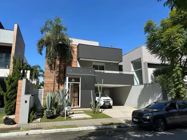 Sobrado em Condomínio fechado no espaço Cerâmica, mobiliado agende sua visita