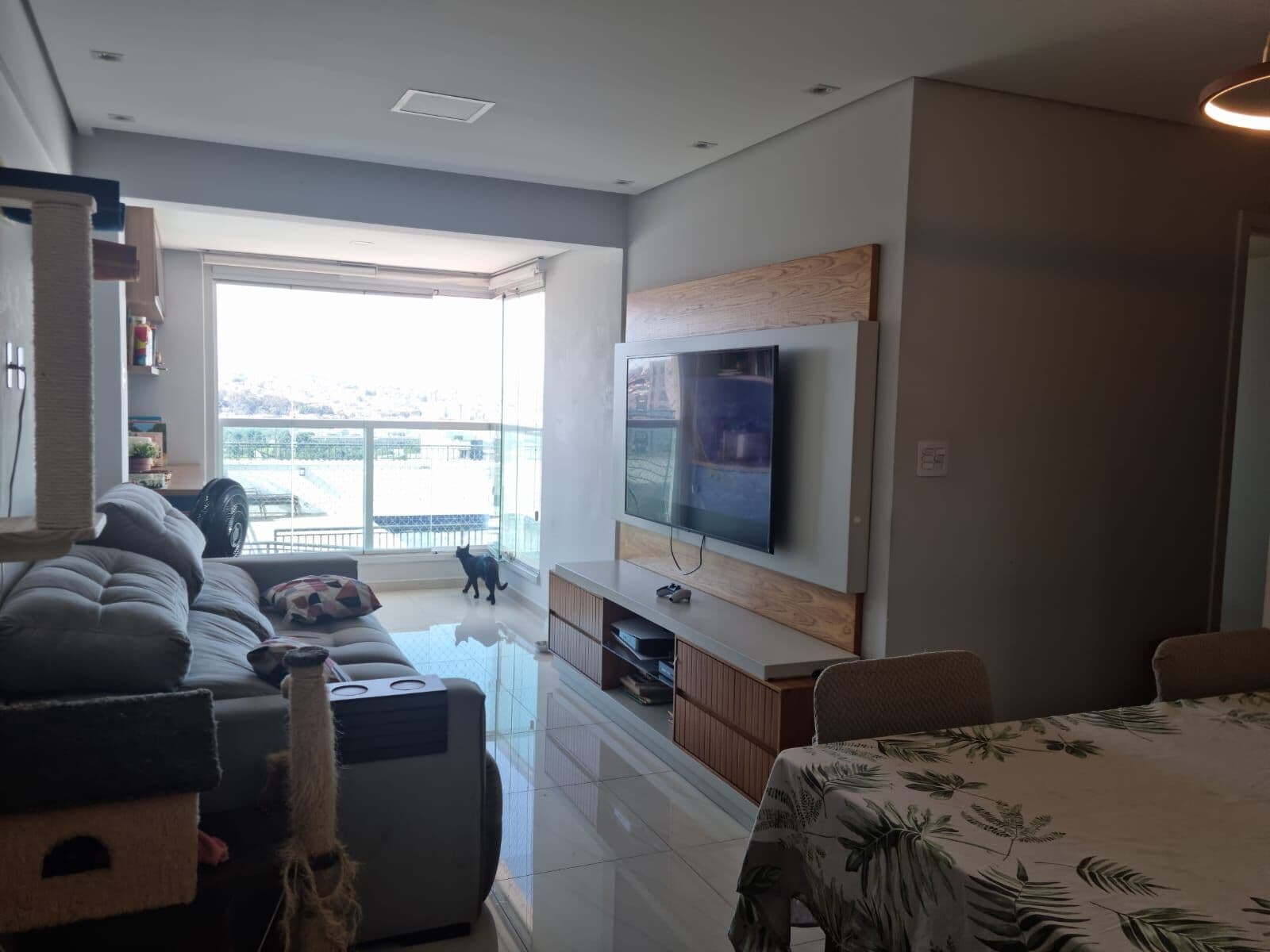 Apartamento Padrão Tropical Garden 60 m² com 2 dorm sendo 1 suite e 1 vaga