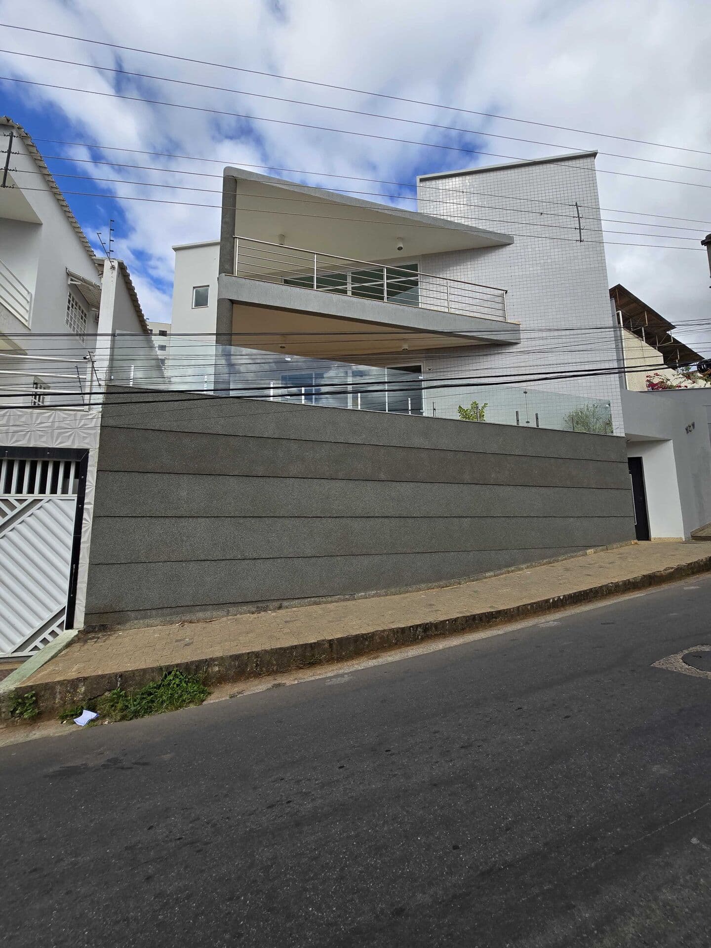 Sobrado em Caratinga - Manoel Ribeiro Sobrino