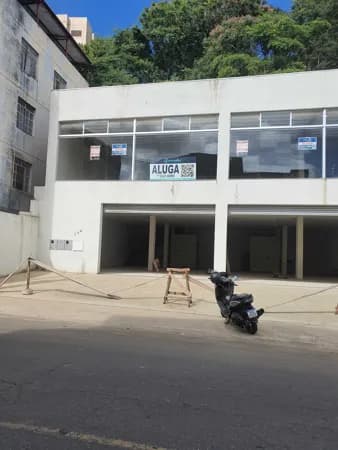 Ponto Comercial/Loja/Box em Caratinga - Esplanada