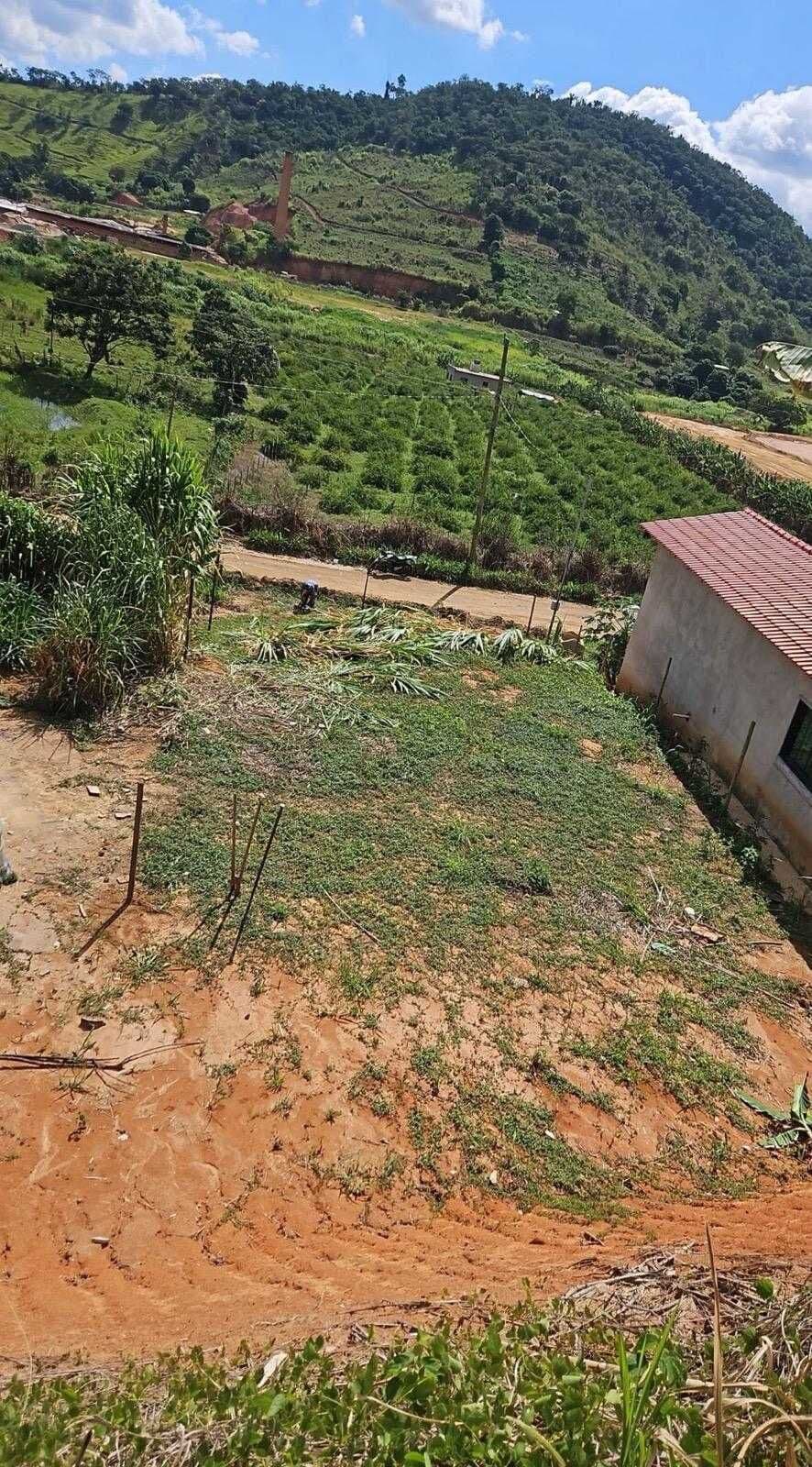 Fazenda/Sítios/Chácaras em Ubaporanga - Centro