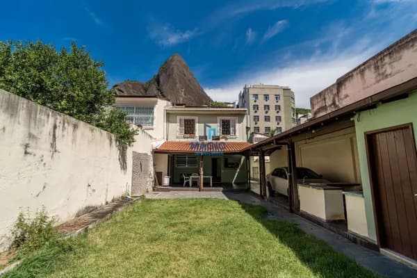 Casa 6 quartos à venda com 297 m² por R$ 1.099.999,00 no Grajaú, Rio de Janeiro / RJ