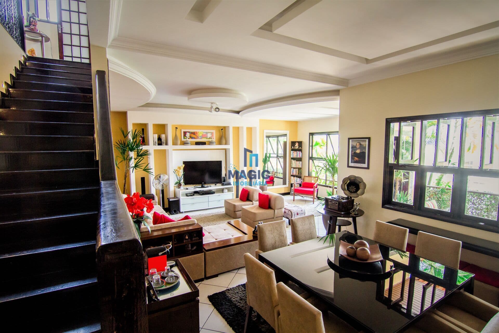Belíssima casa duplex com 4 dormitórios à venda com 396 m² por R$ 1.489.999,00 no Condomínio Vilarejo, Anil, Rio de Janeiro / RJ