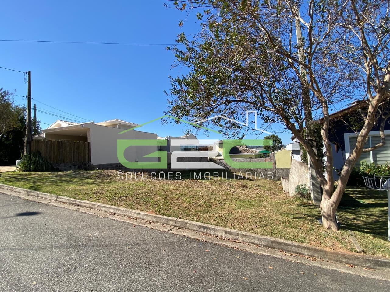 Lote / Terreno em Condomínio | Condomínio Picollo Villaggio – Louveira