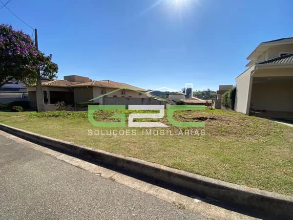 Lote / Terreno em Condomínio | Condomínio Picollo Villaggio - Louveira