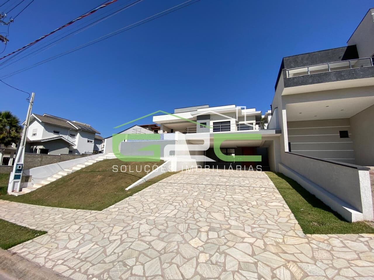 Casa em Condomínio / Condomínio Reserva Santa Isabel - Louveira