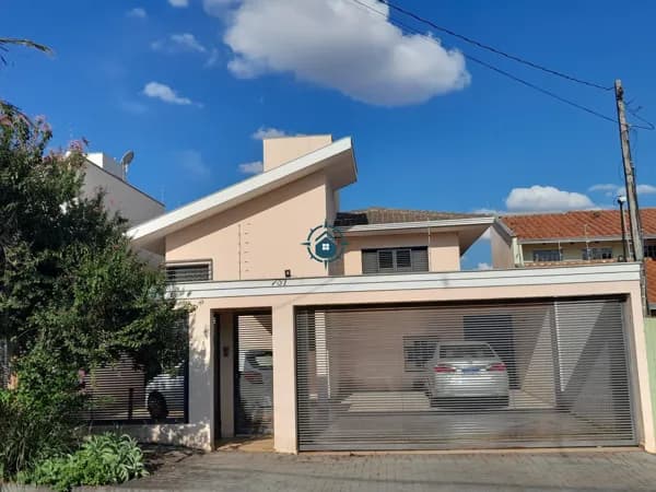 Sobrado em Londrina - Jardim Tókio