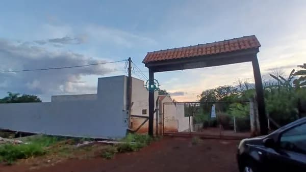 Chácara a venda na usina 3 bocas aceito casa como parte de pagamento até 200.000 mil aceito carro na negociação