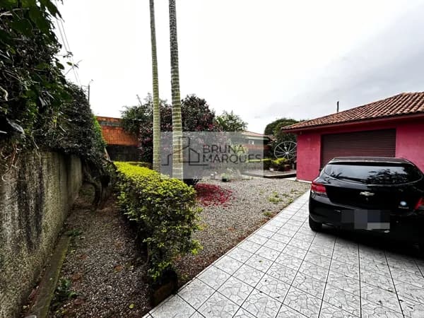 60 METROS ATÉ A RUA PRINCIPAL DO BAIRRO!