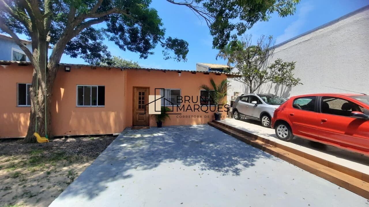 2 CASAS no terreno!