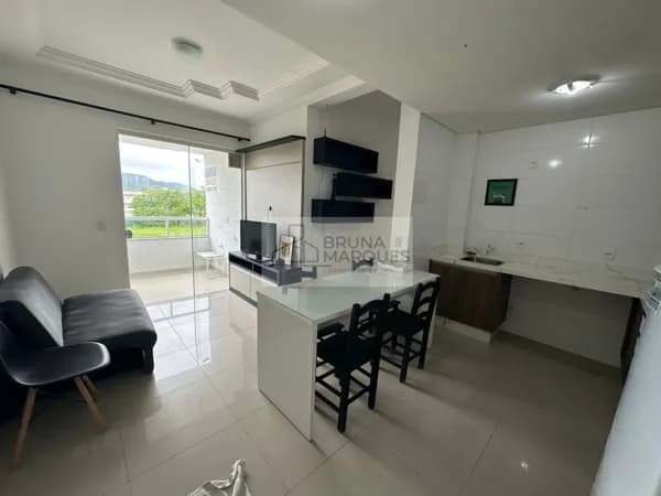 Apartamento no Centrinho de Ingleses!