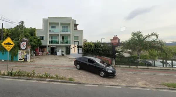 Ótima localização!