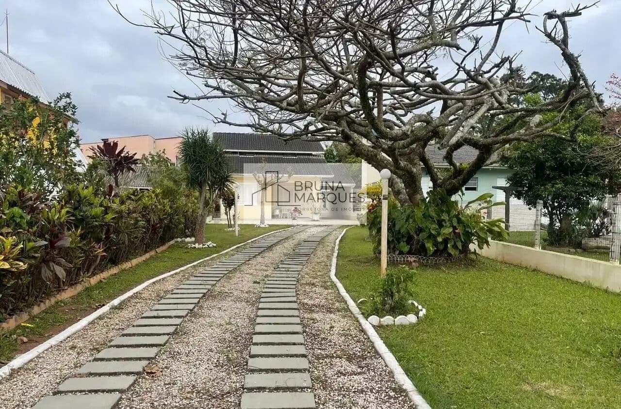 300 METROS ATÉ A PRAIA!